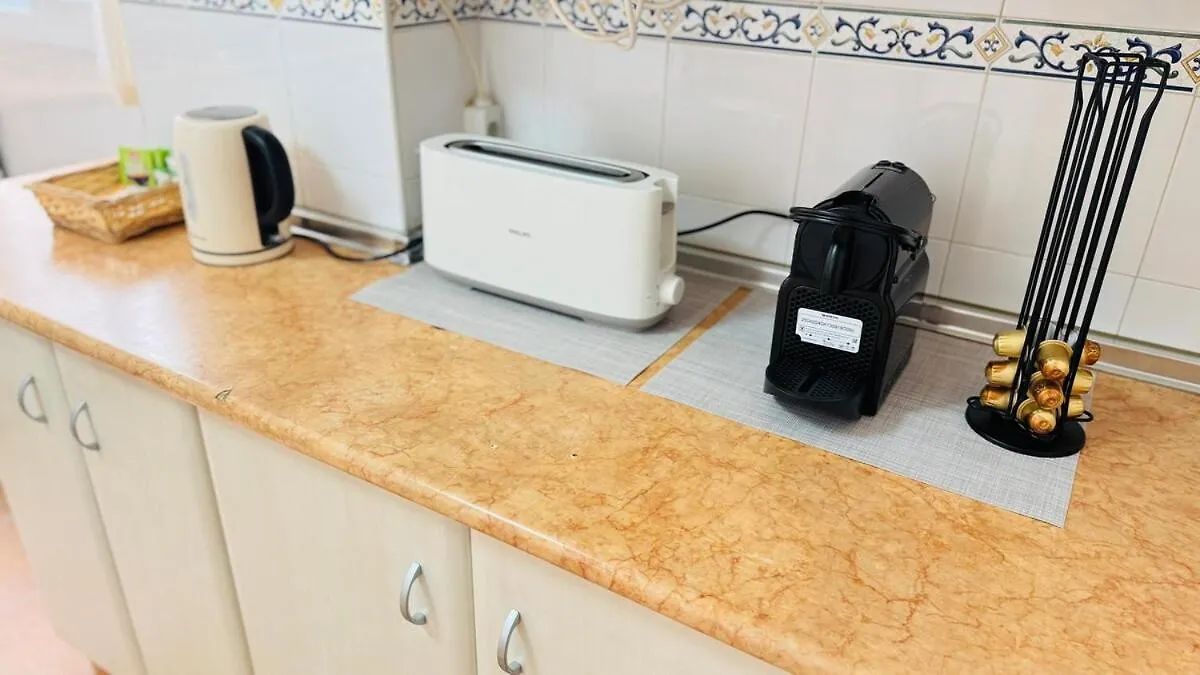 Room City Estepona Los Aticos Spanyolország
