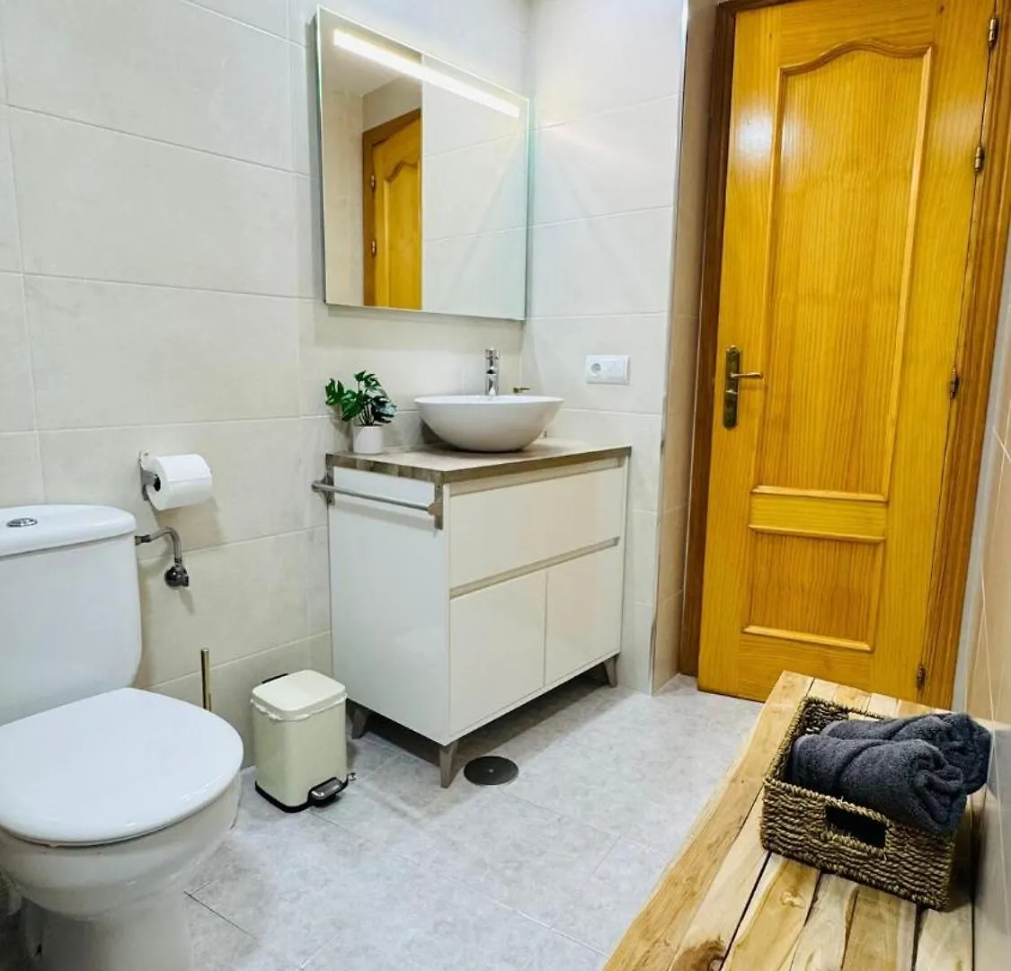 Room City Estepona Los Aticos Spanyolország