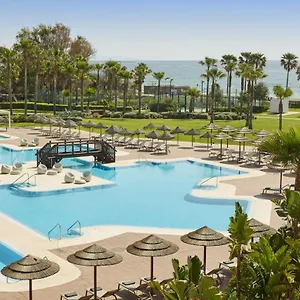 4* Hotell &